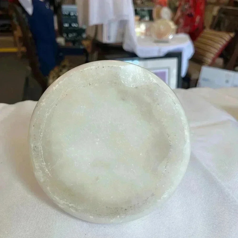 Vintage White Marble Ashtray - Picture 5 of 5